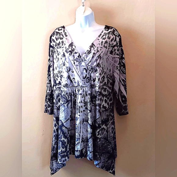 Boho Flowy Tunic Top Surplice Lace 2X Black White Business Casual Plus - Picture 1 of 11